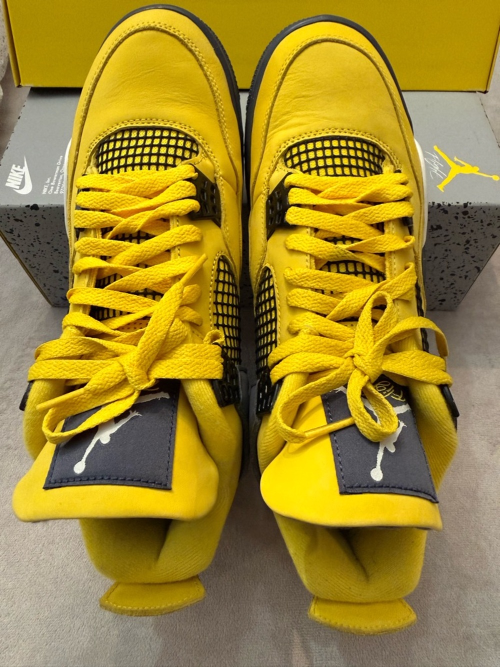 Nike Air Jordan 4 Retro Lightning 2021 Size 10 Men Yellow CT8527-700 OG Box VGUC - Picture 2 of 12